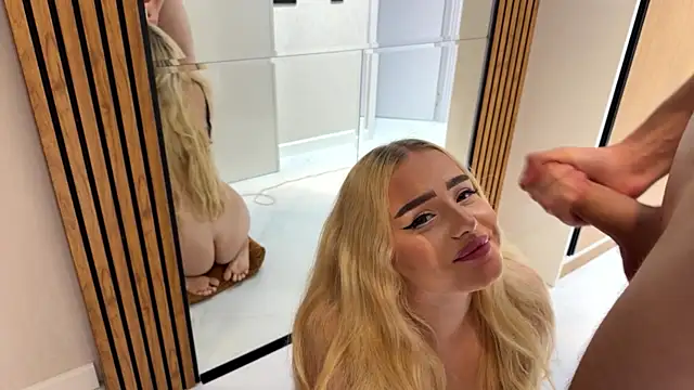 Blonde88888 Webcam show