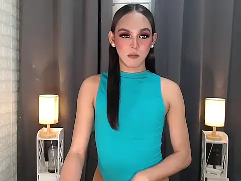 TsGoddesshorsecock 在線直播表演