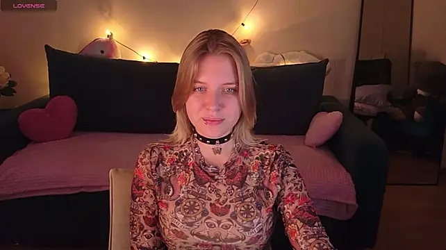 Pokazy przed kamerką – Viki_Charm