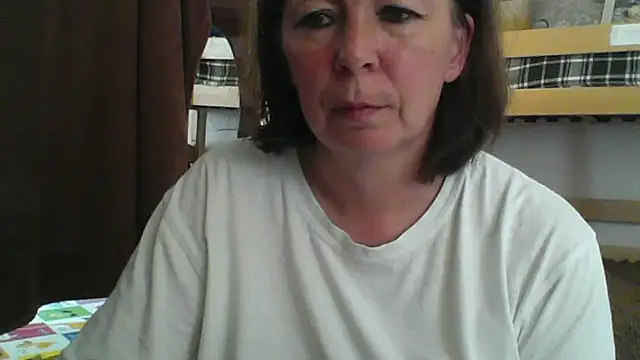 Schastlivaya43 webcam show