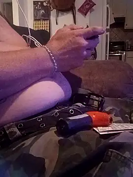 nastynatthanzig webcam show