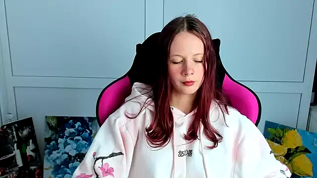 Skylar_spring Pertunjukan Webcam