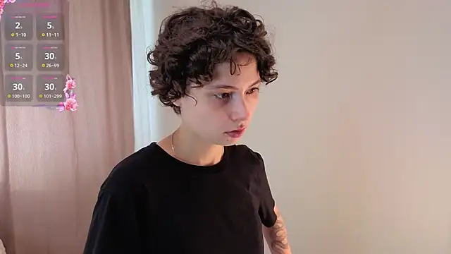 MicaelaLovella Chat XXX in diretta