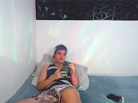yourmikexxx Pertunjukan Webcam