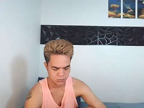 yourmikexxx 在線直播表演