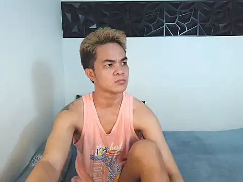 yourmikexxx 在線直播表演