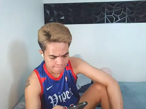 yourmikexxx Pertunjukan Webcam