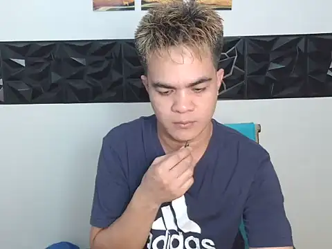 yourmikexxx Show Webcam