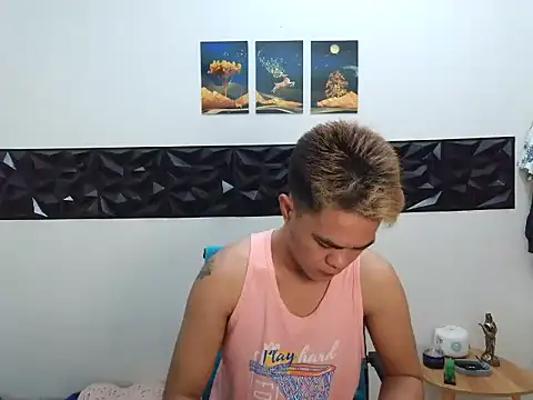 Show Webcam de yourmikexxx
