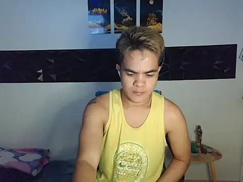 yourmikexxx Show Webcam