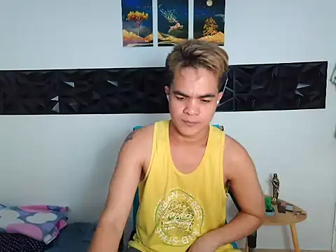 yourmikexxx 在線直播表演