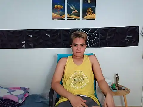 yourmikexxxのウェブカメラショー