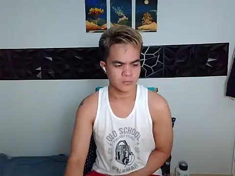 yourmikexxx Show Webcam