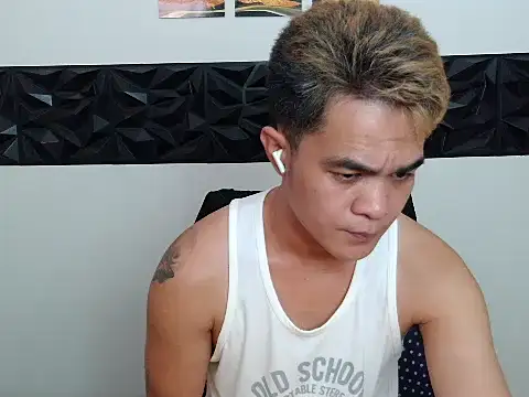 yourmikexxx Pertunjukan Webcam