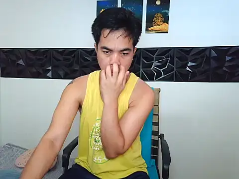 yourmikexxx Шоу с уебкамера