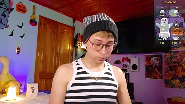 Chris_Blake_ Show in webcam