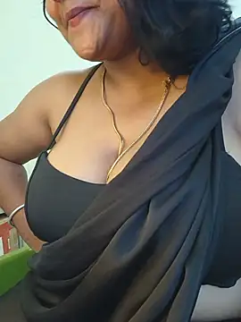 Czat XXX na żywo – AADHIRA_Tamil_Mallu