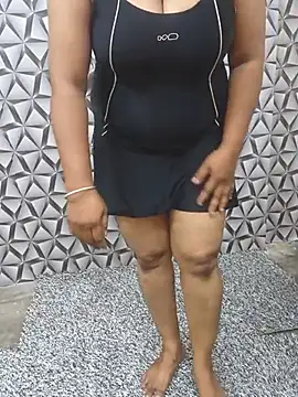 AADHIRA_Tamil_Mallu Chat XXX in diretta