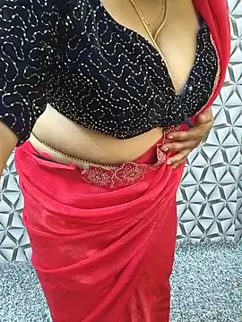 AADHIRA_Tamil_Mallu's Live XXX Chat