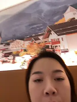 qianduoduo521 网络视讯表演