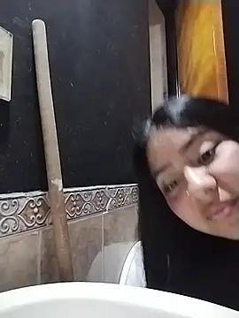 Amber_Herrera 现场XXX聊天