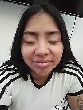Amber_Herrera webkamerás műsora