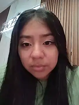 Show modela Amber_Herrera na web-kameri