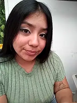 Amber_Herreran Webbikameraesitys