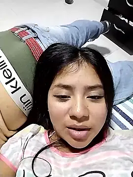Amber_Herrera ওয়েবক্যাম শো