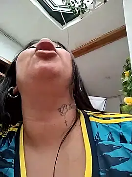 Amber_Herrera 现场XXX聊天