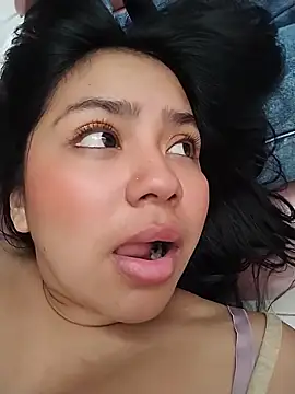 Amber_Herrera ওয়েবক্যাম শো