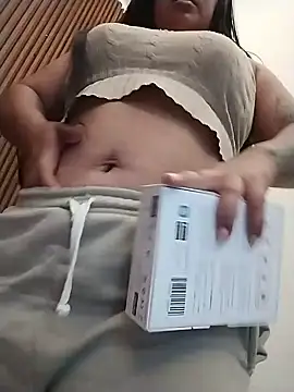 Amber_Herrera Pertunjukan Webcam