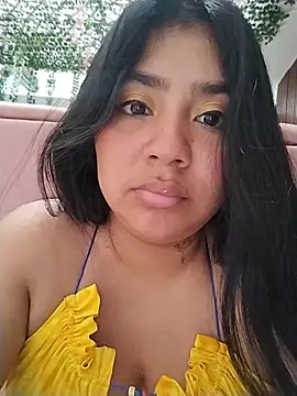 Amber_Herreran Webbikameraesitys