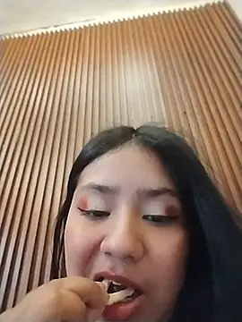 Amber_Herrera ওয়েবক্যাম শো
