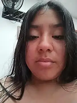 Amber_Herrera Adlı Modelin Web Kamerası Şovu