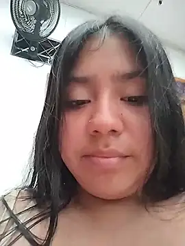 Amber_Herreraのウェブカメラショー