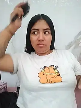 Chat +18 de Amber_Herrera ao vivo