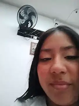 دردشة Amber_Herrera الجنسية المباشرة
