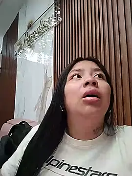 Amber_Herreran Webbikameraesitys