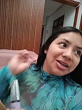Amber_Herrera ওয়েবক্যাম শো