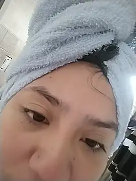 Chat +18 de Amber_Herrera ao vivo