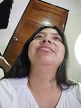 Amber_Herreraのウェブカメラショー