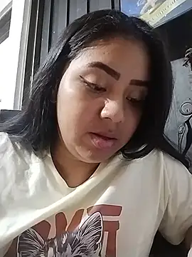Show modela Amber_Herrera na web-kameri