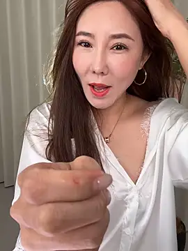 jjdyc98 网络视讯表演