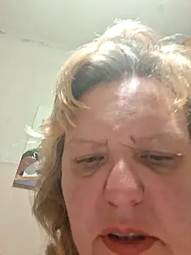 צ'אט XXX בשידור חי של SonyaMarmeladx