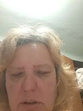 XXX chat uživo modela SonyaMarmeladx