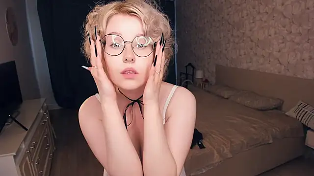 CarmelitaTruiolo's Webcam Show
