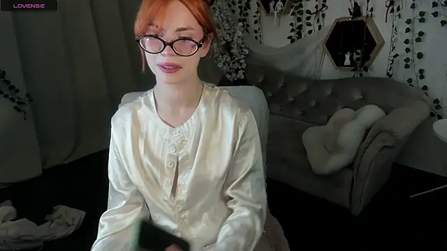 Velvet__Kiss Webcam Show