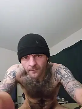 bigtattedcock Webcamshow
