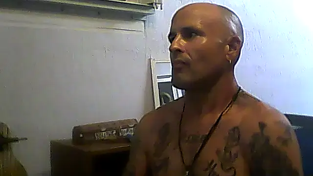 SlickDickyadown Show in webcam